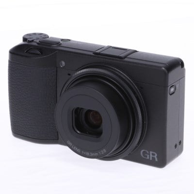 RICOH GR III