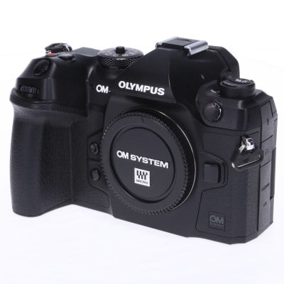 OM SYSTEM OM-1 ボディー