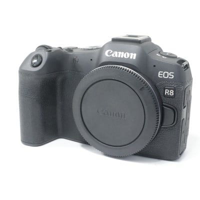 EOS R8 ボディー