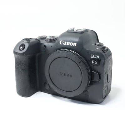 EOS R6 ボディー