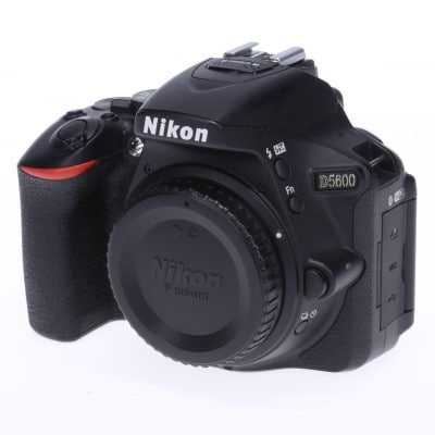 D5600 ボディ
