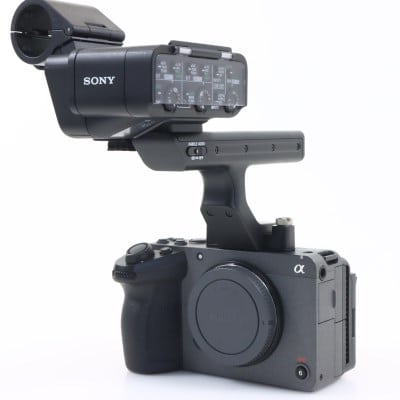 FX30 XLRハンドルユニット同梱モデル ILME-FX30