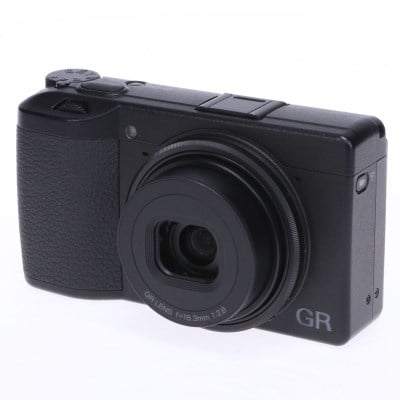 RICOH GR III