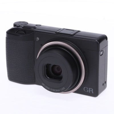 RICOH GR III
