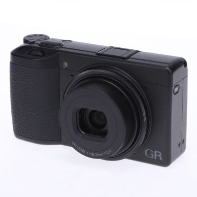 RICOH GR III
