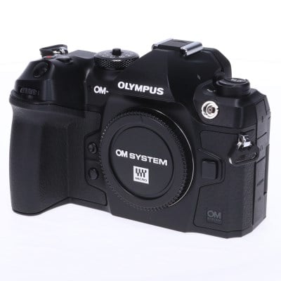 OM SYSTEM OM-1 ボディー
