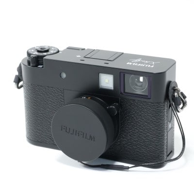 FUJIFILM X-HALF ブラック　新品未使用　保証書有 FUJIFILM X-HALF ブラック 新品未使用 保証書有 - メルカリ