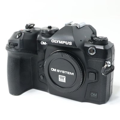 OM SYSTEM OM-1 ボディー