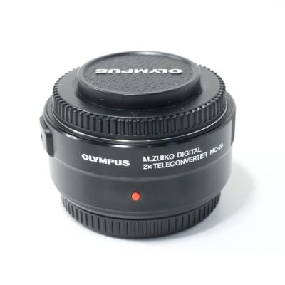 M.ZUIKO DIGITAL 2x Teleconverter MC-20
