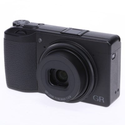 RICOH GR III