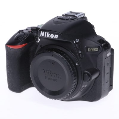 D5600 ボディ
