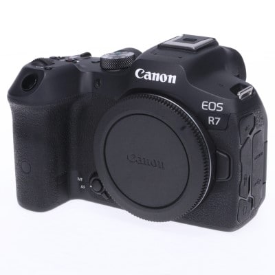 EOS R7 ボディー