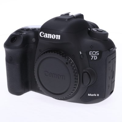 EOS 7D Mark II ボディー