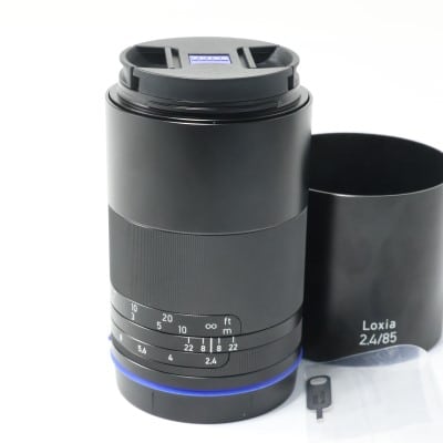 Loxia 2.4/85 E-mount