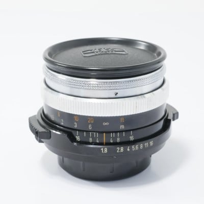 ウルトロン 50mm F1.8 M42