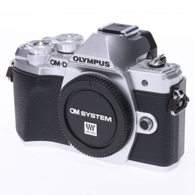OLYMPUS E-M10Ⅲ OLYMPUS／OM SYSTEM OM-D E-M10 Mark III ボディー シルバー 中古