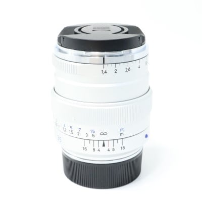 Distagon T* 1.4/35 ZM シルバー