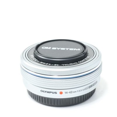 M.ZUIKO DIGITAL ED 14-42mm F3.5-5.6 EZ シルバー