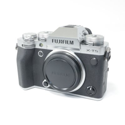 FUJIFILM X-T5 ボディ シルバー (日本語・英語版)