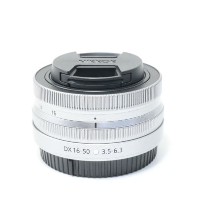 NIKKOR Z DX 16-50mm f/3.5-6.3 VR シルバー