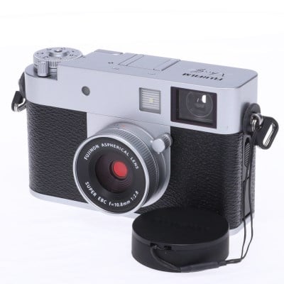 X half (FUJIFILM X-HF1) シルバー