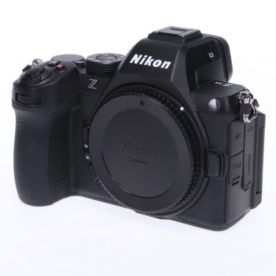 Z5II ボディ
