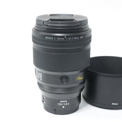 NIKKOR Z 135mm f/1.8 S Plena