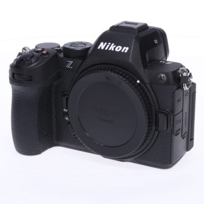 Z5II ボディ