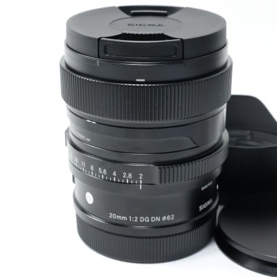 美品 SIGMA 20mm F2 DG DN ライカL用 シグマ「20mm F2 DG DN」は“超広角”の楽しさが詰まった高品位