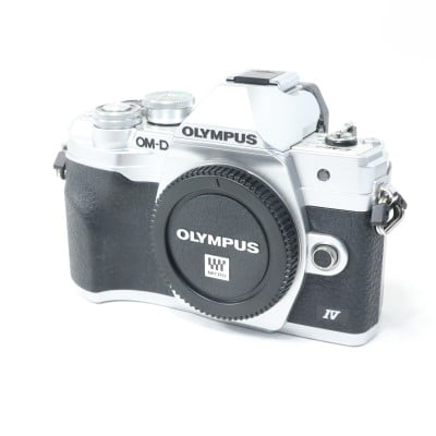OM-D E-M10 Mark IV ボディー シルバー