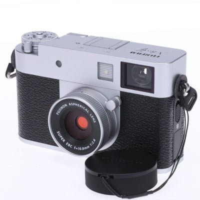 X half (FUJIFILM X-HF1) シルバー