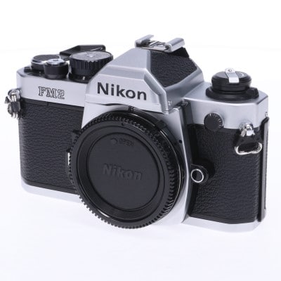 New FM2 シルバー