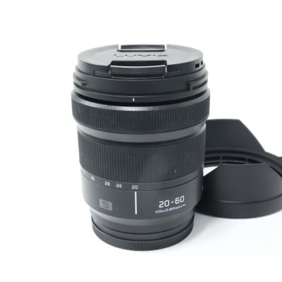 LUMIX S 20-60mm F3.5-5.6 S-R2060