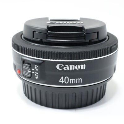 EF 40mm F2.8 STM ブラック