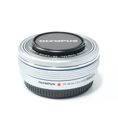 M.ZUIKO DIGITAL ED 14-42mm F3.5-5.6 EZ シルバー