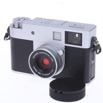 X half (FUJIFILM X-HF1) シルバー