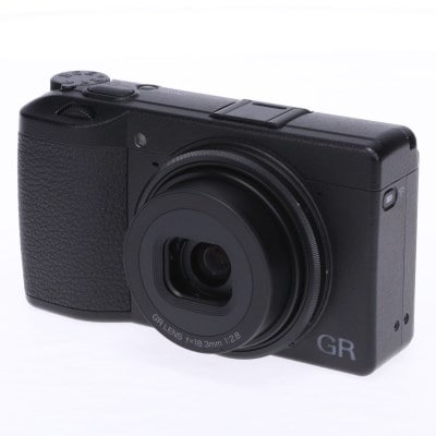 RICOH GR III