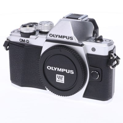 OM-D E-M10 MarkII ボディー シルバー