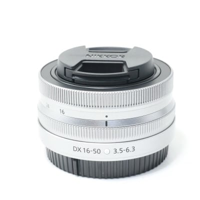 NIKKOR Z DX 16-50mm f/3.5-6.3 VR シルバー