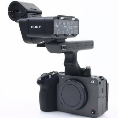 FX30 XLRハンドルユニット同梱モデル ILME-FX30