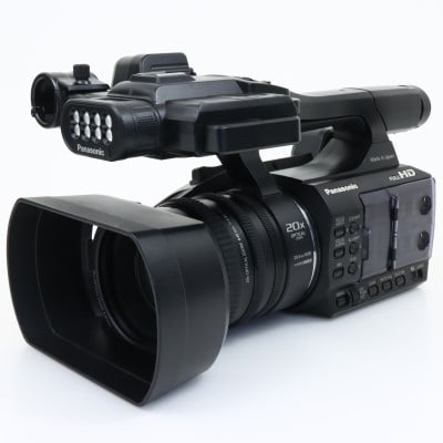 Panasonic AG-AC30 [メモリーカード・カメラレコーダー AVCCAM] 中古