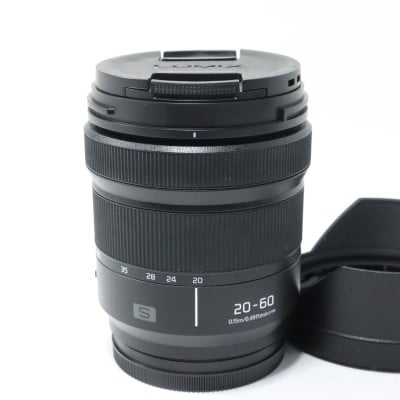 LUMIX S 20-60mm F3.5-5.6 S-R2060