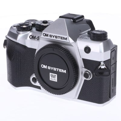 OM SYSTEM OM-5 Mark II ボディー シルバー