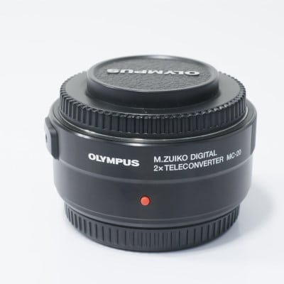M.ZUIKO DIGITAL 2x Teleconverter MC-20