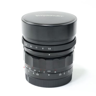 Voigtlander ULTRA WIDE-HELIAR 12mm F5.6 Aspherical III E