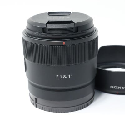 SONY E 11mm F1.8 SEL11F18 中古 C2120160471750｜中古通販