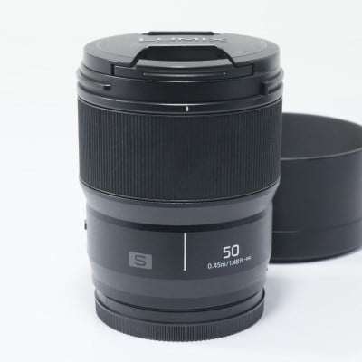 LUMIX S 50mm F1.8 S-S50