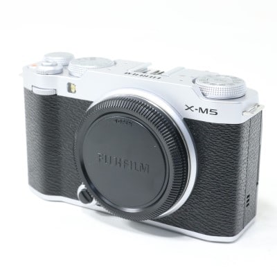 FUJIFILM X-M5 ボディ シルバー
