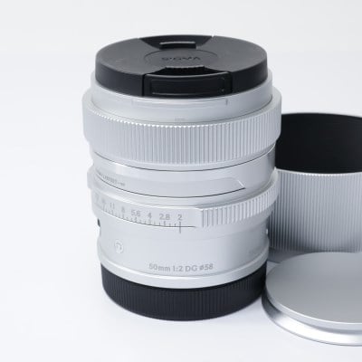 50mm F2 DG | Contemporary Lマウント シルバー