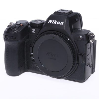Z5II ボディ